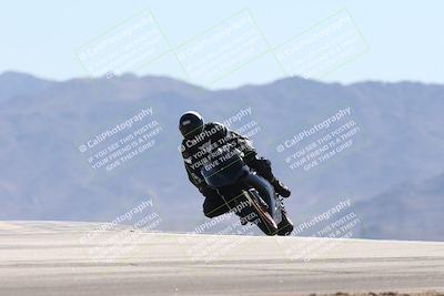 media/Oct-13-2025-Moto Forza (Mon) [[a66d839500]]/3-B Group/Session 4 (Turn 9)/